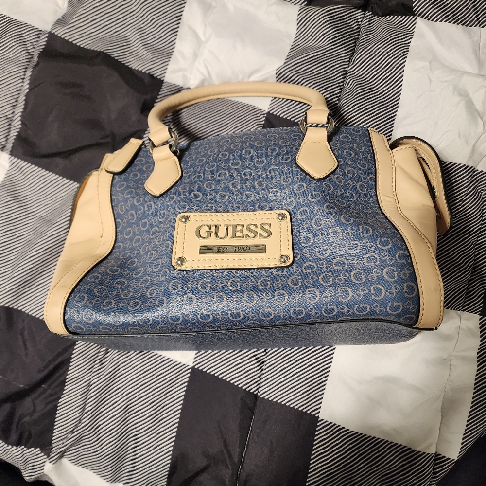 Guess Logo Handbag - Picture 2 of 6